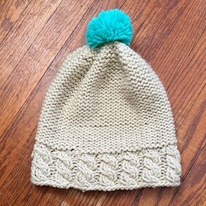 Colon Cozy Knit Beanie with Teal Pom-Pom